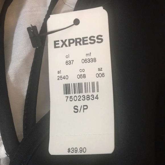 Express Vest‎ Top - Picture 7 of 10